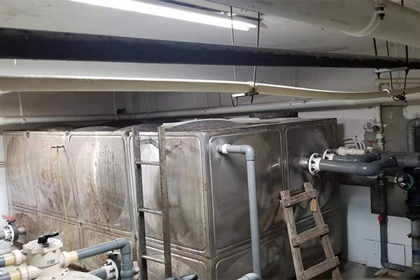 銅陵舊換新水箱安裝結束